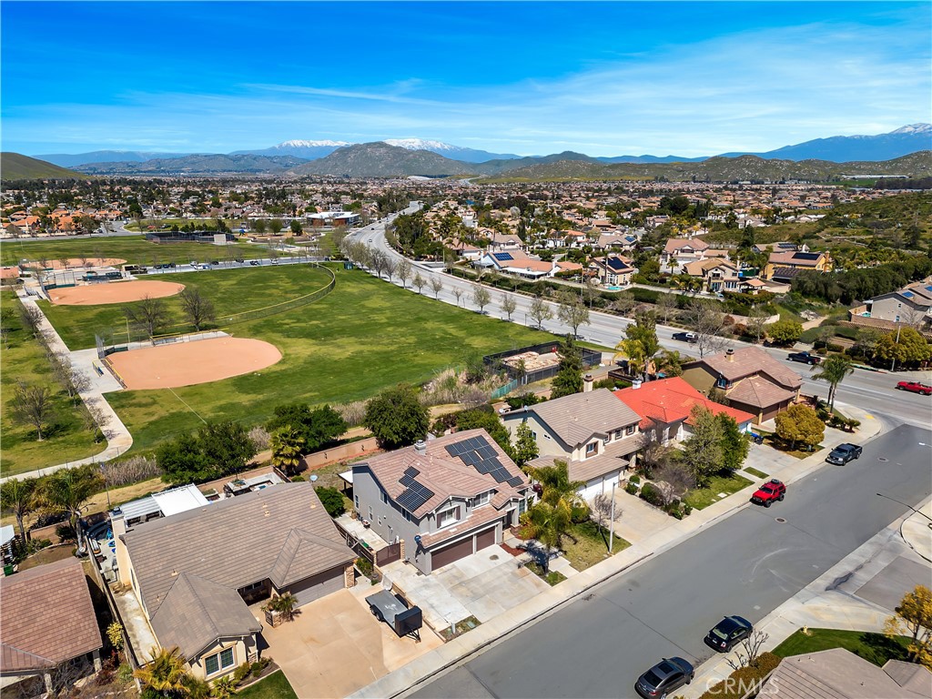 28668 Midsummer Lane Menifee, CA 92584 - Photo 3 of 59