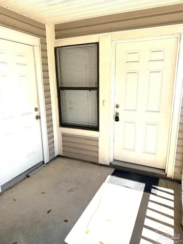 $1,300 | 3202 Redwood Lane, Unit D, Gulf Breeze, FL 32563