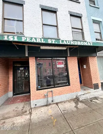 $1,600 | 151 South Pearl Street, Albany, NY 12202