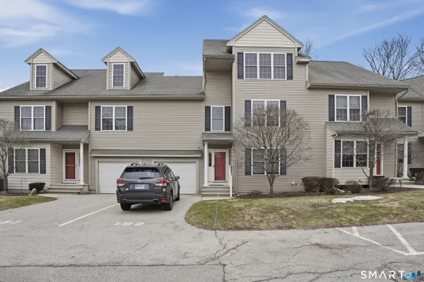 $334,900 | 74 Perry Street, Unit 183, Putnam, CT 06260