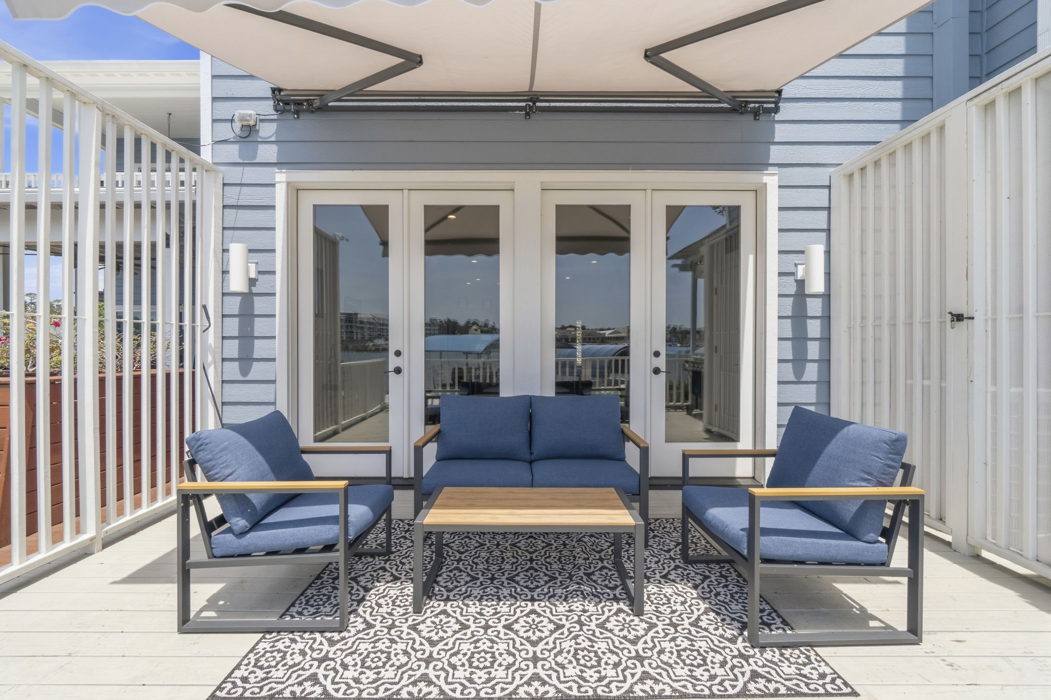 2 Key Harbour Conroe, TX 77356 - Photo 19 of 41 a outdoor space with patio the couches and a dining table with garden view