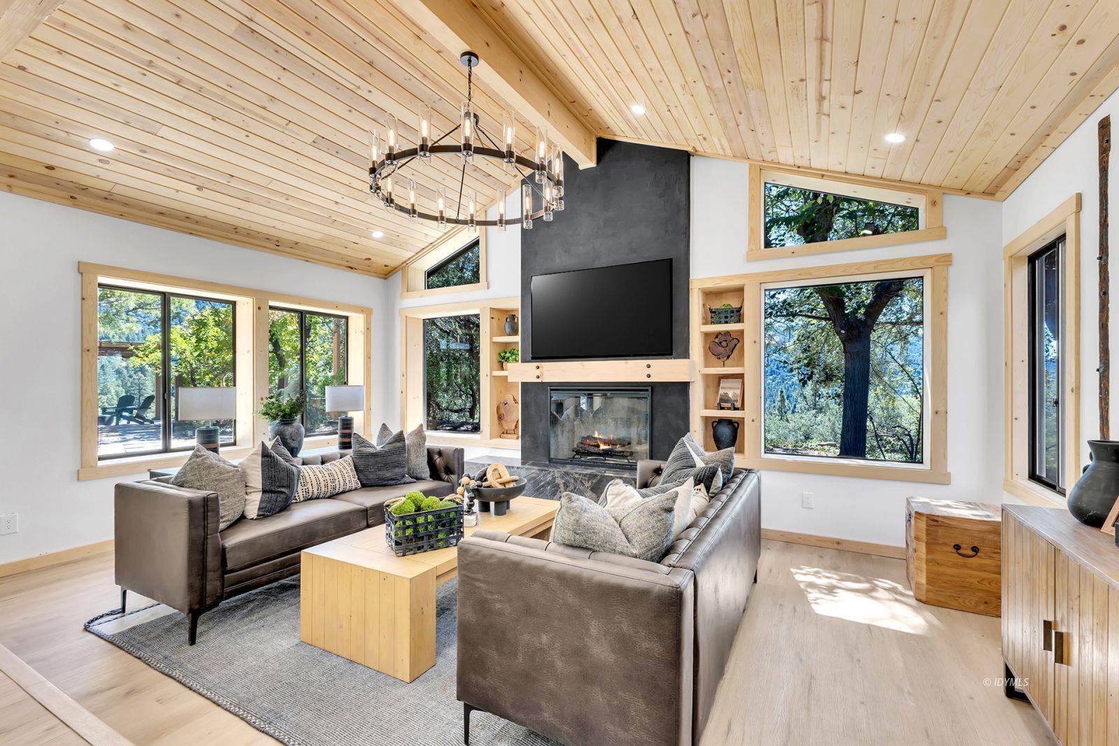 54655 Falling Leaf Drive Idyllwild, CA 92549 - Photo 15 of 97 Untitled