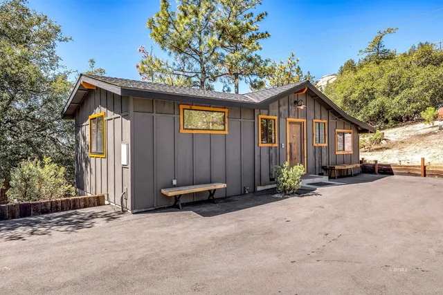 $2,299,000 | 54655 Falling Leaf Drive, Idyllwild, CA 92549
