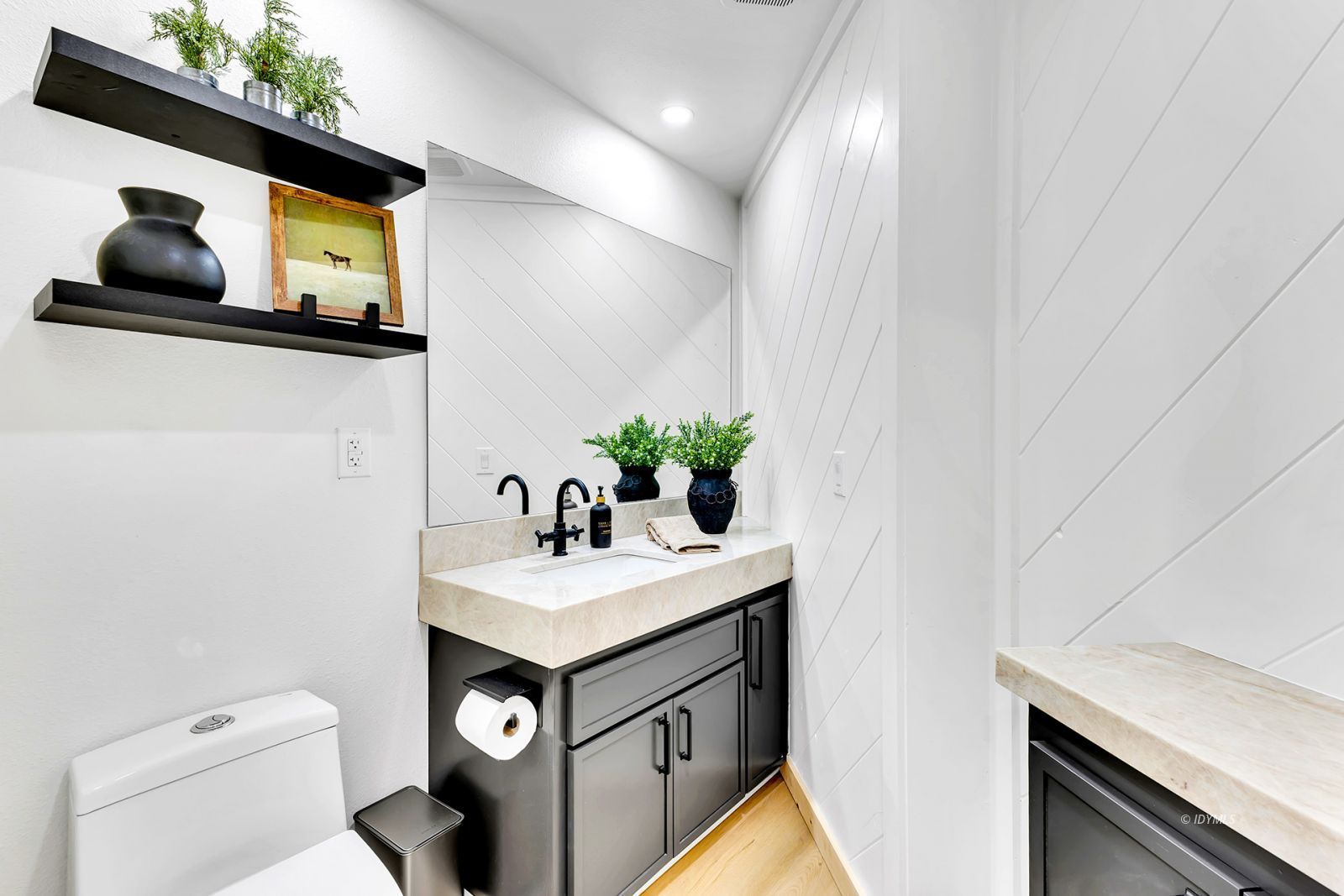 54655 Falling Leaf Drive Idyllwild, CA 92549 - Photo 42 of 97 Untitled