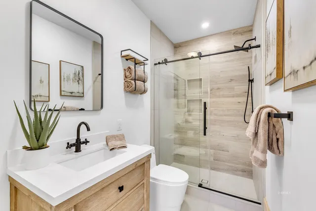 $2,299,000 | 54655 Falling Leaf Drive, Idyllwild, CA 92549