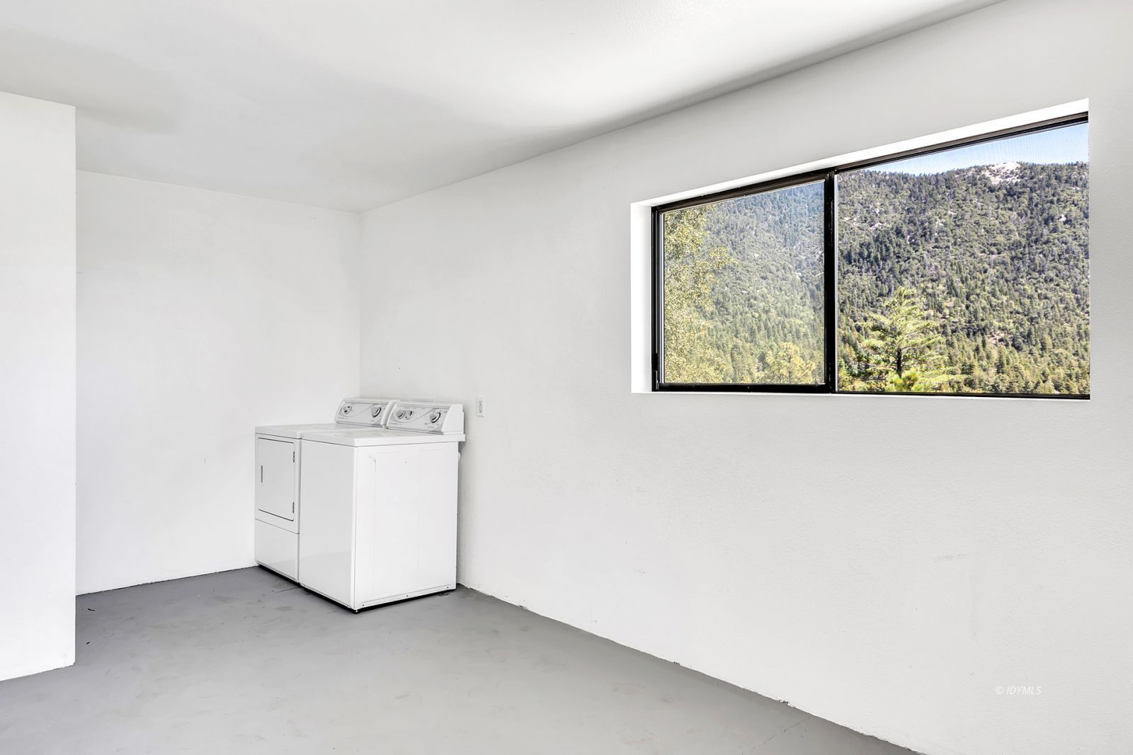 54655 Falling Leaf Drive Idyllwild, CA 92549 - Photo 8 of 97 Untitled