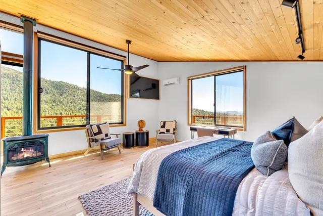 $2,299,000 | 54655 Falling Leaf Drive, Idyllwild, CA 92549