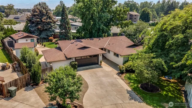 $679,900 | 18 A & B Mckay Place, Walla Walla, WA 99362