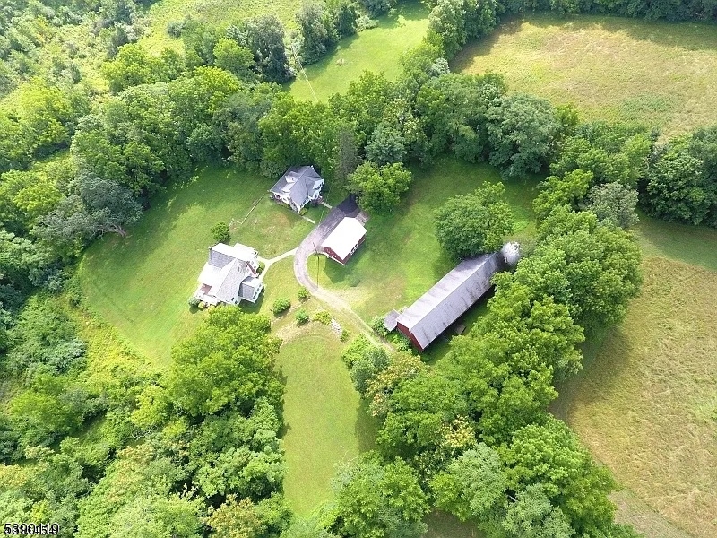 107 Clove Road, Unit 3 Wantage, NJ 07461 - Photo 3 of 45