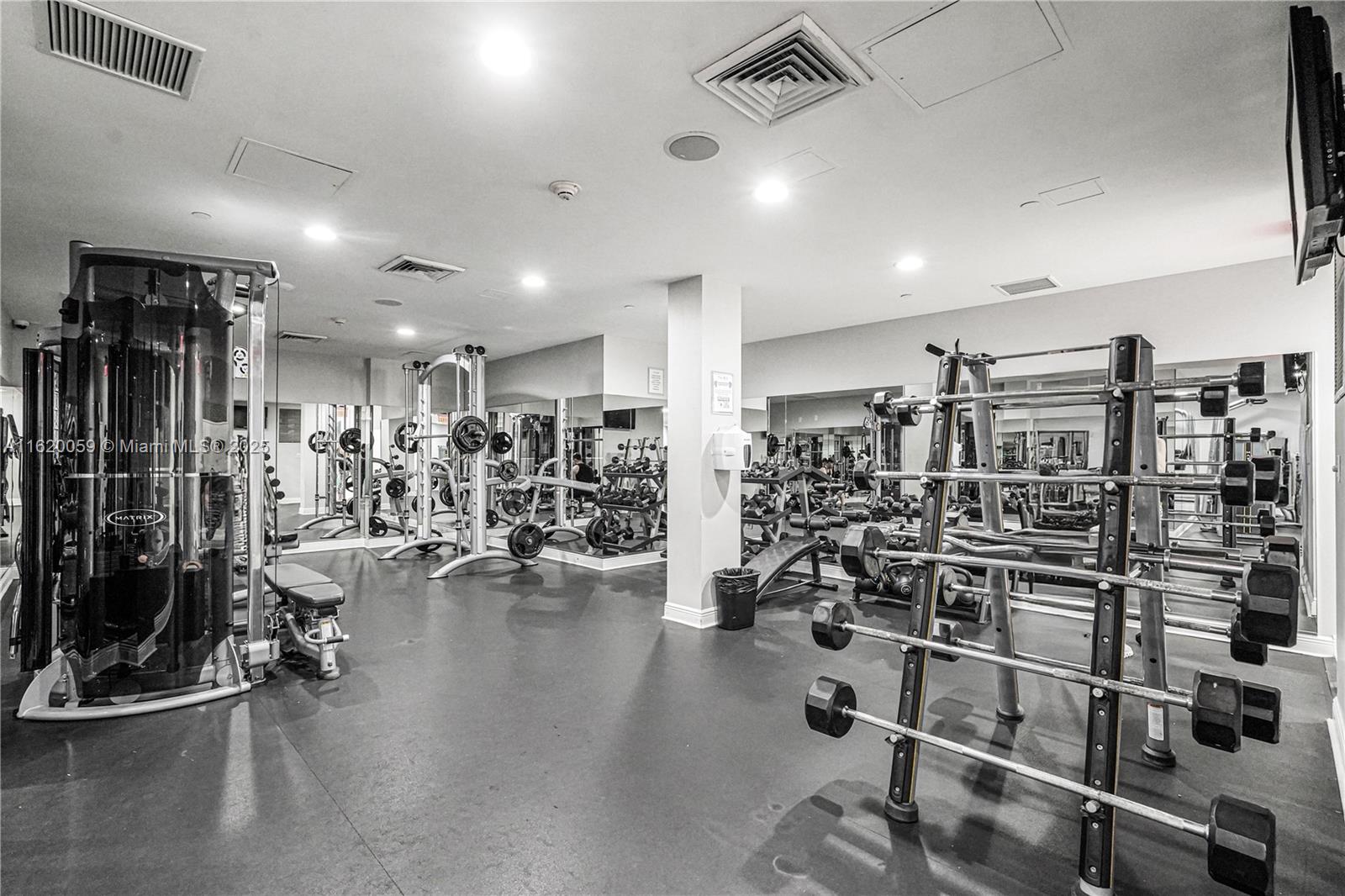 1250 South Miami Avenue, Unit 812 Miami, FL 33130 - Photo 34 of 43