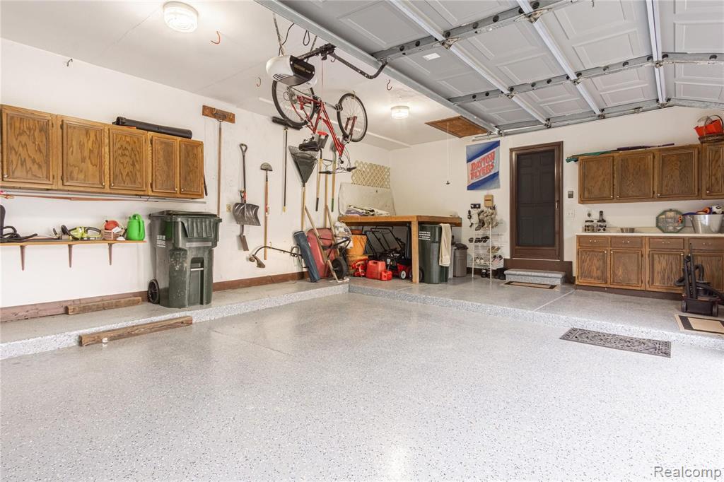 3650 Merriweather Lane Rochester Hills, MI 48306 - Photo 30 of 36