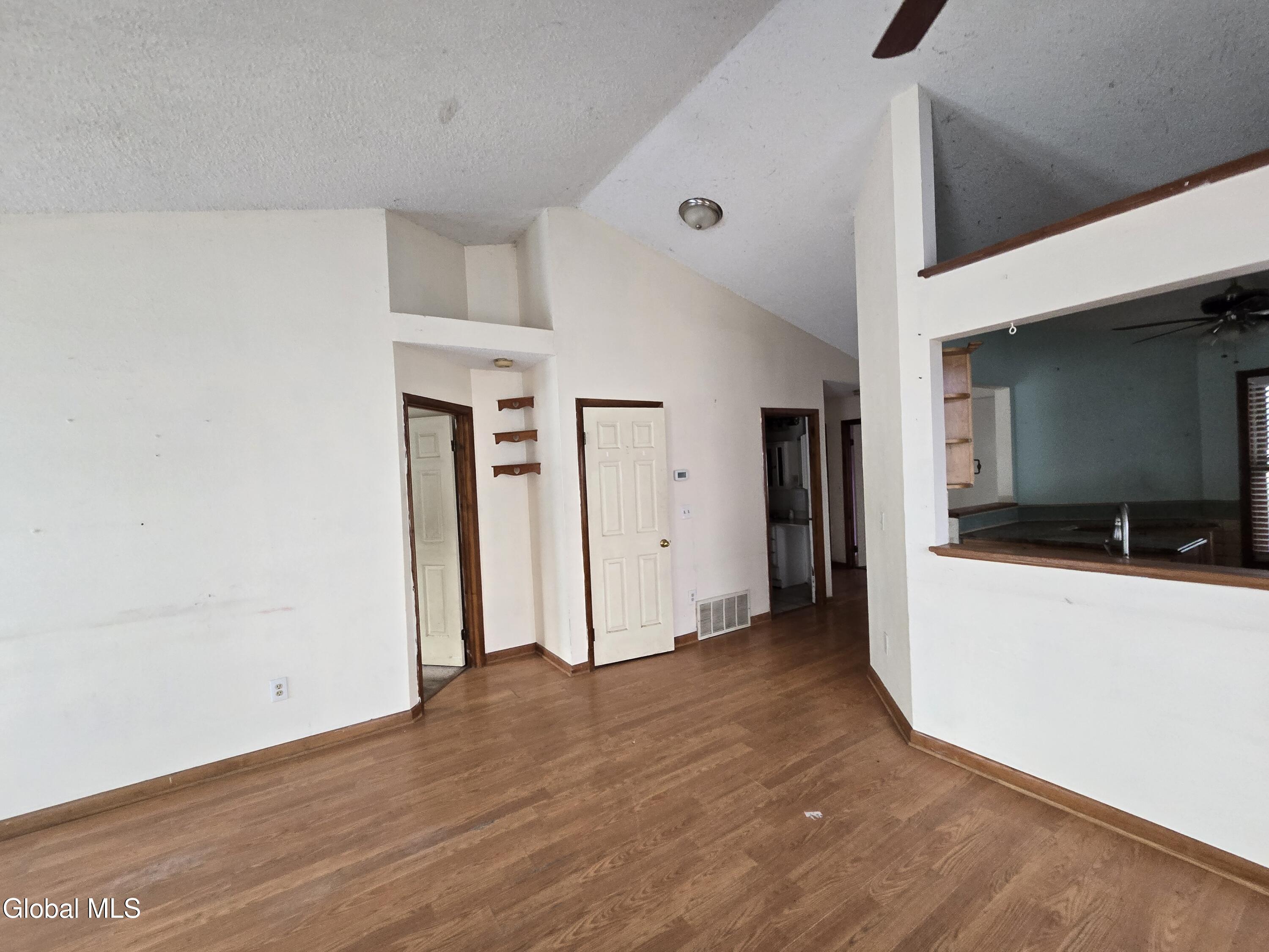 7 Sandra Lane East Greenbush, NY 12144 - Photo 7 of 11 20260109_114433