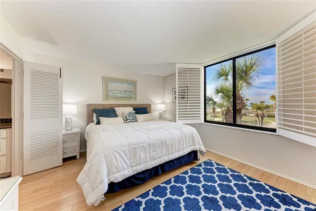 $635,000 | 1965 Gulf Of Mexico Drive, Unit G5303, Longboat Key, FL 34228