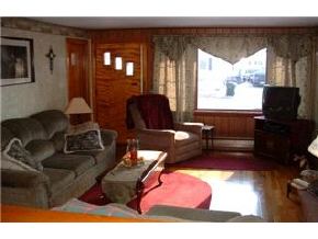 64 Candia Road Manchester, NH 03109 - Photo 5 of 9 Gallery Image 5