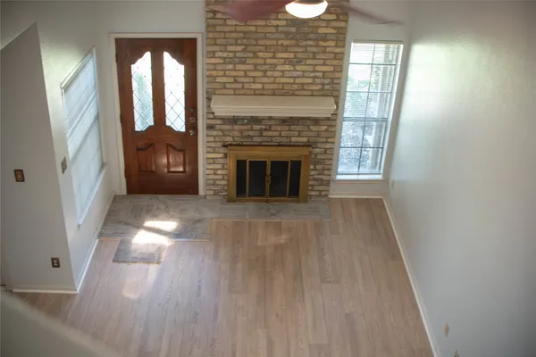 $1,850 | 10819 Crown Colony Drive, Unit 31, Austin, TX 78747