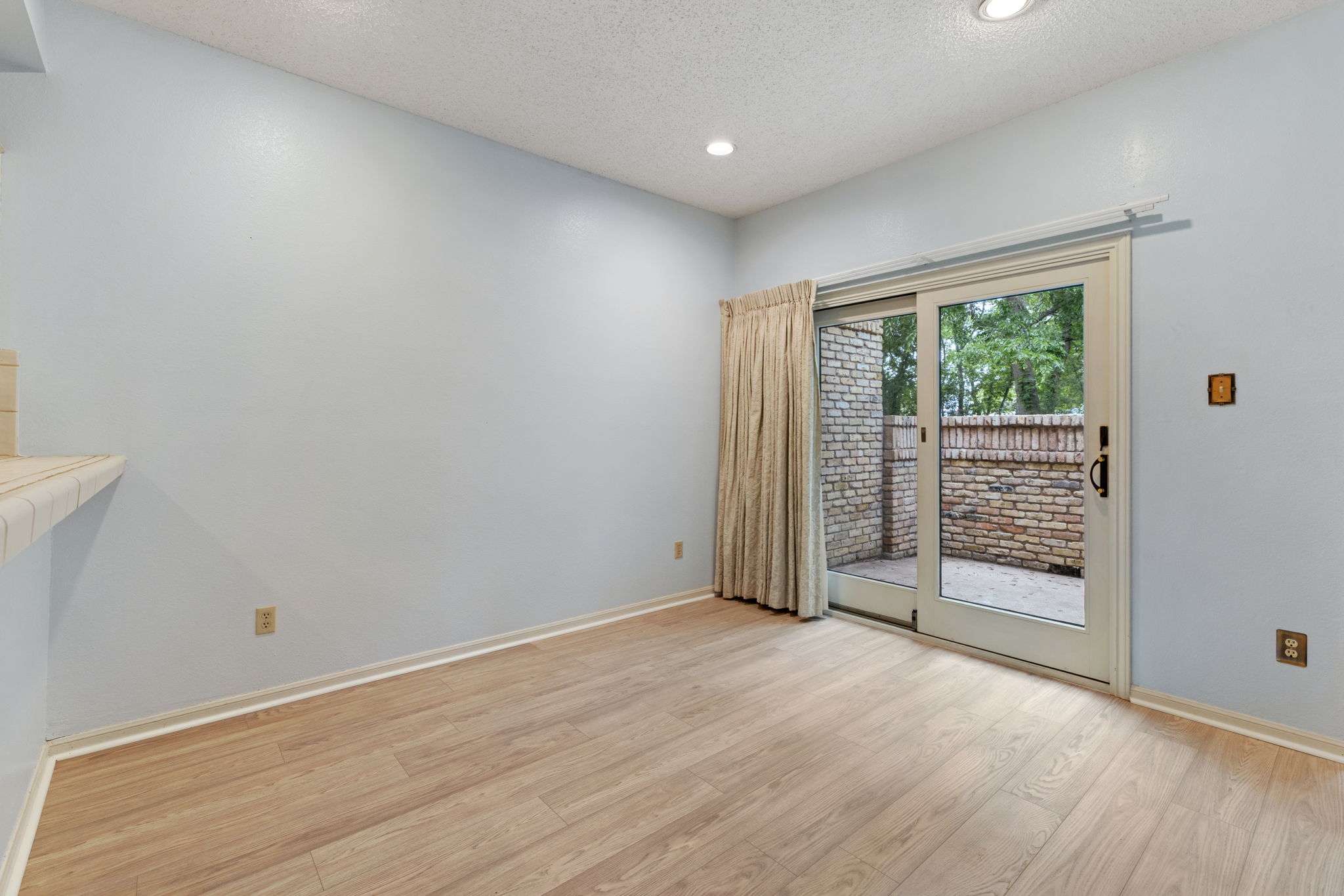 10819 Crown Colony Drive, Unit 31 Austin, TX 78747 - Photo 11 of 39