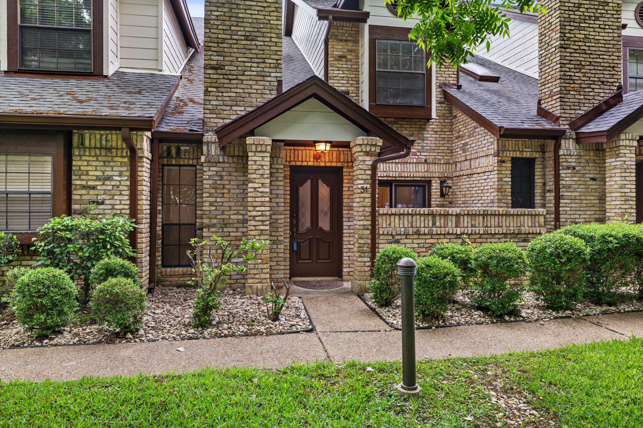10819 Crown Colony Drive, Unit 31 Austin, TX 78747 - Photo 2 of 39