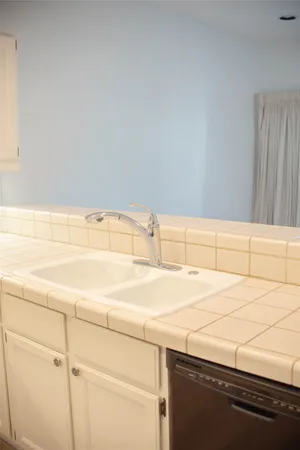 $1,850 | 10819 Crown Colony Drive, Unit 31, Austin, TX 78747