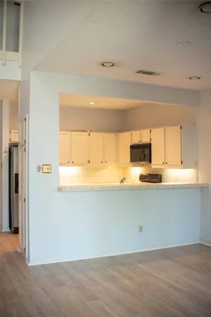 $1,850 | 10819 Crown Colony Drive, Unit 31, Austin, TX 78747