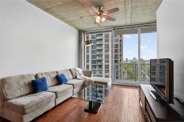 $2,000 | 361 17th Street Northwest, Unit 2007, Atlanta, GA 30363