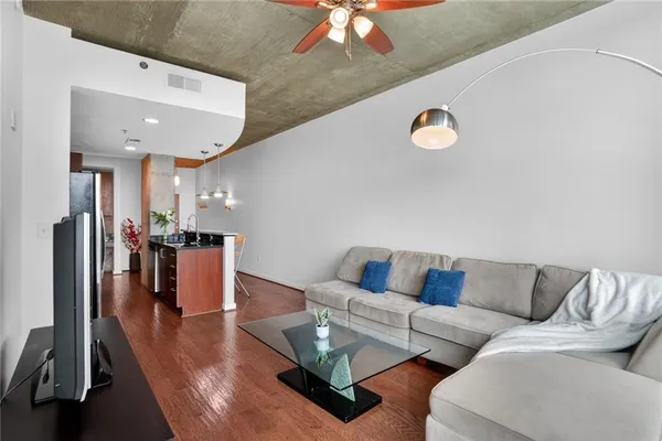 $2,000 | 361 17th Street Northwest, Unit 2007, Atlanta, GA 30363