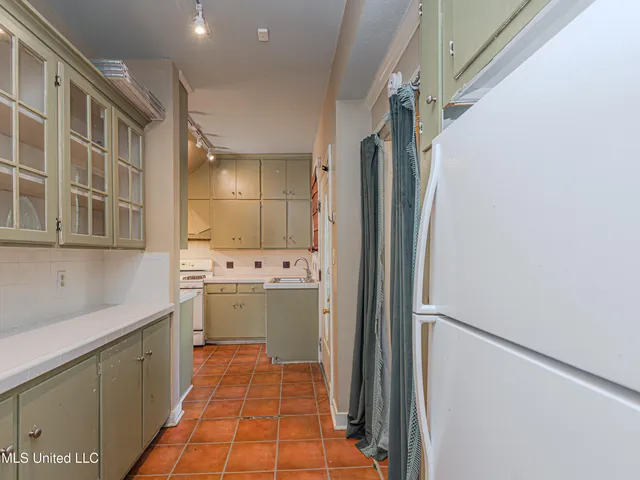 $169,000 | 1220 Linden Place, Jackson, MS 39202