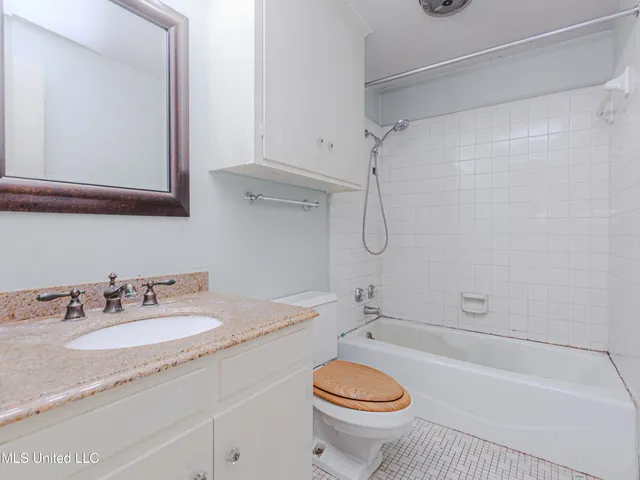 $169,000 | 1220 Linden Place, Jackson, MS 39202