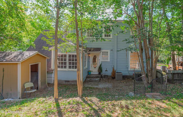 $169,000 | 1220 Linden Place, Jackson, MS 39202