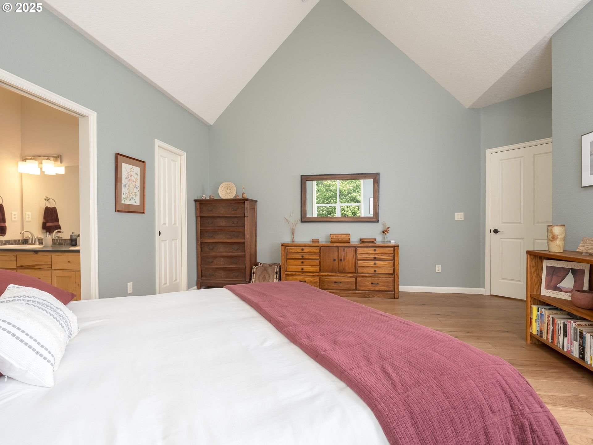 72 Patrick Lane Washougal, WA 98671 - Photo 25 of 48 a bedroom with a bed and a couch