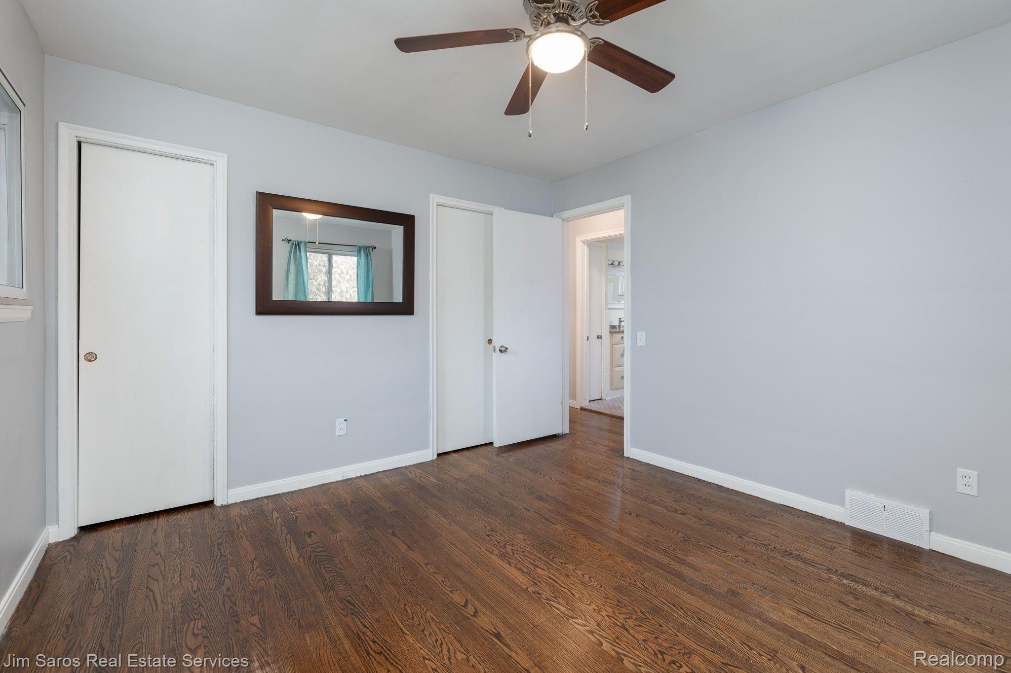 2053 Vernier Road Grosse Pointe, MI 48236 - Photo 6 of 14 Lower Primary Bedroom