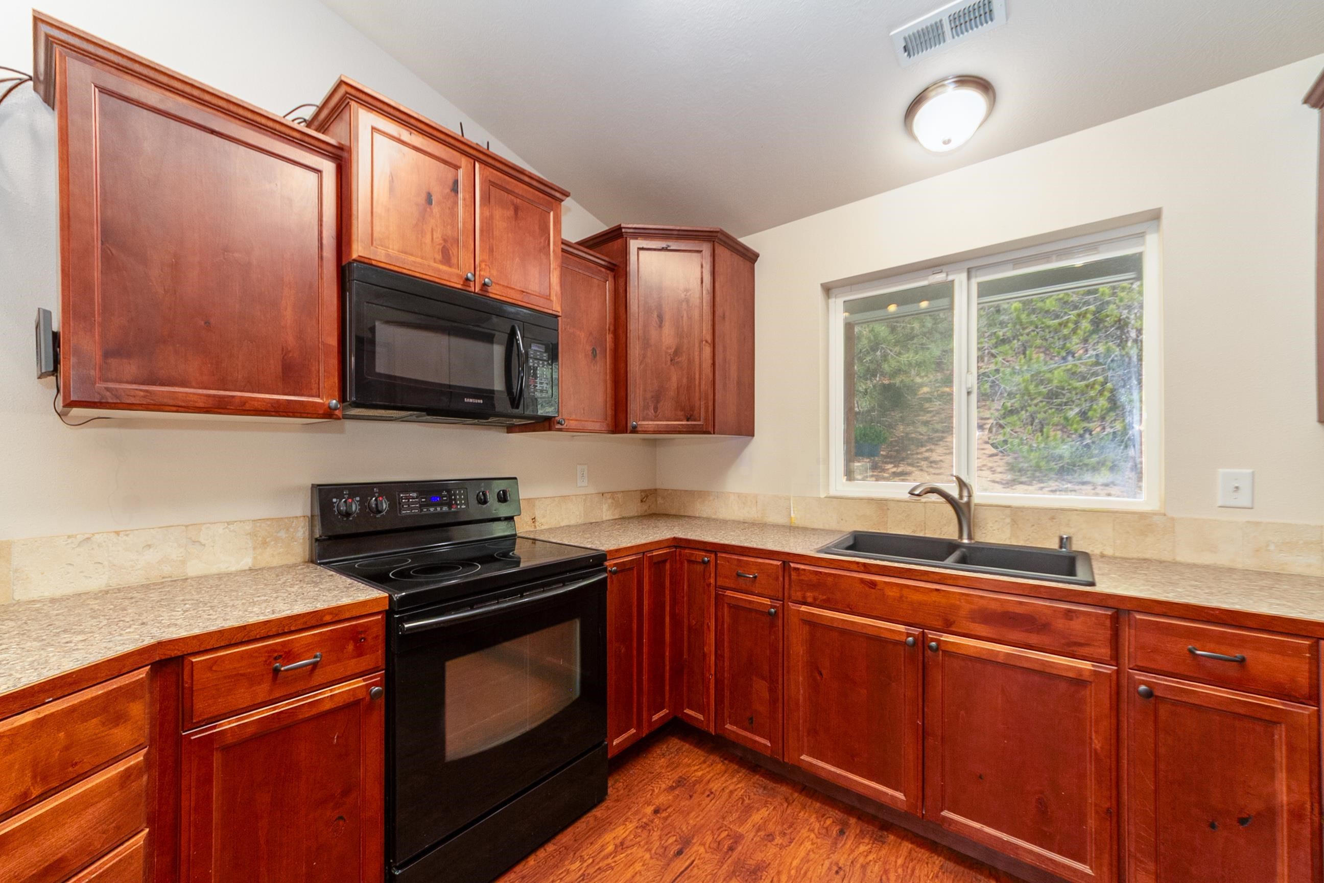 27509 North Perry Road Chattaroy, WA 99003 - Photo 12 of 50