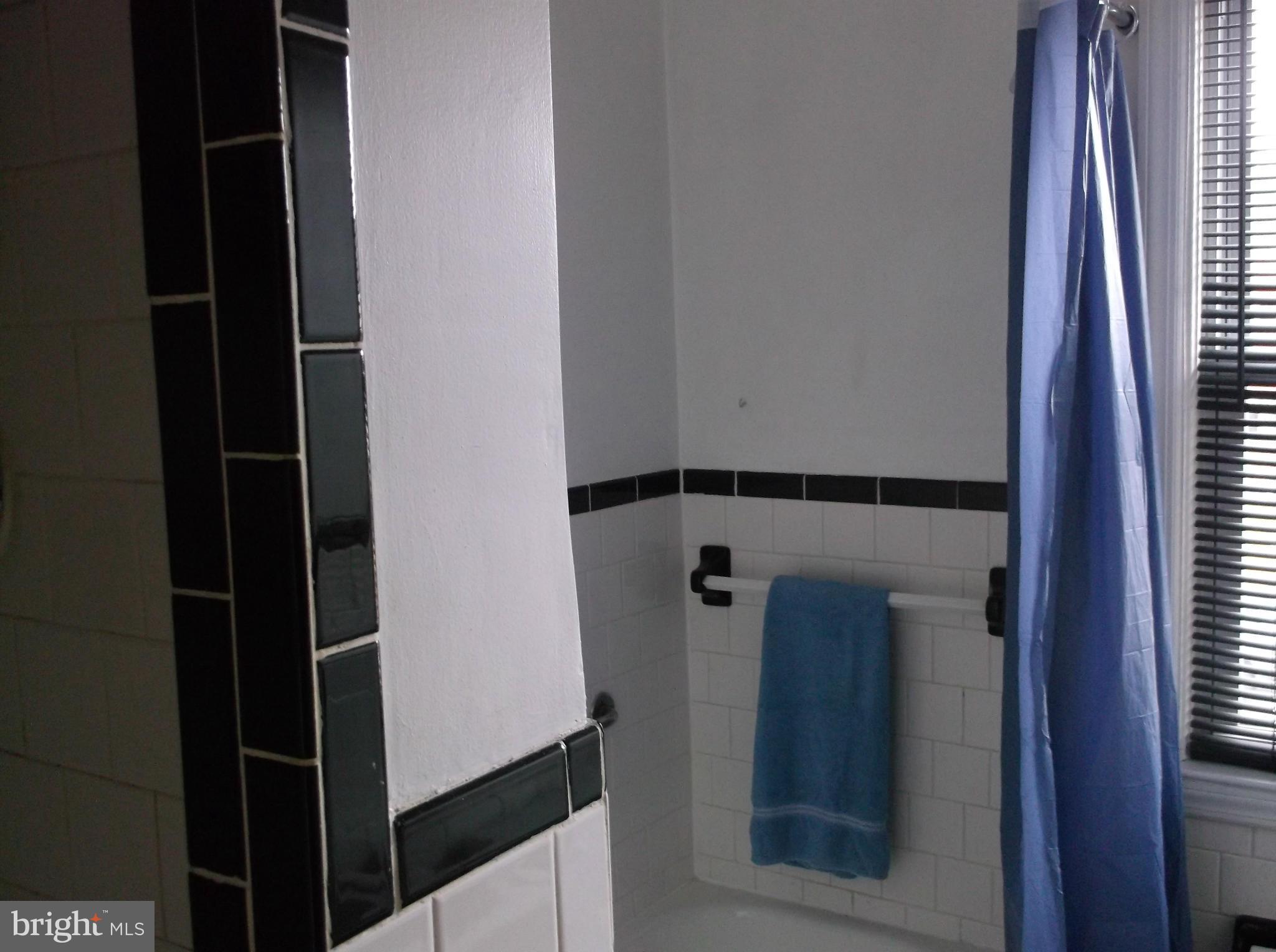 1413 Kingsway Road Baltimore, MD 21218 - Photo 22 of 30 Bath