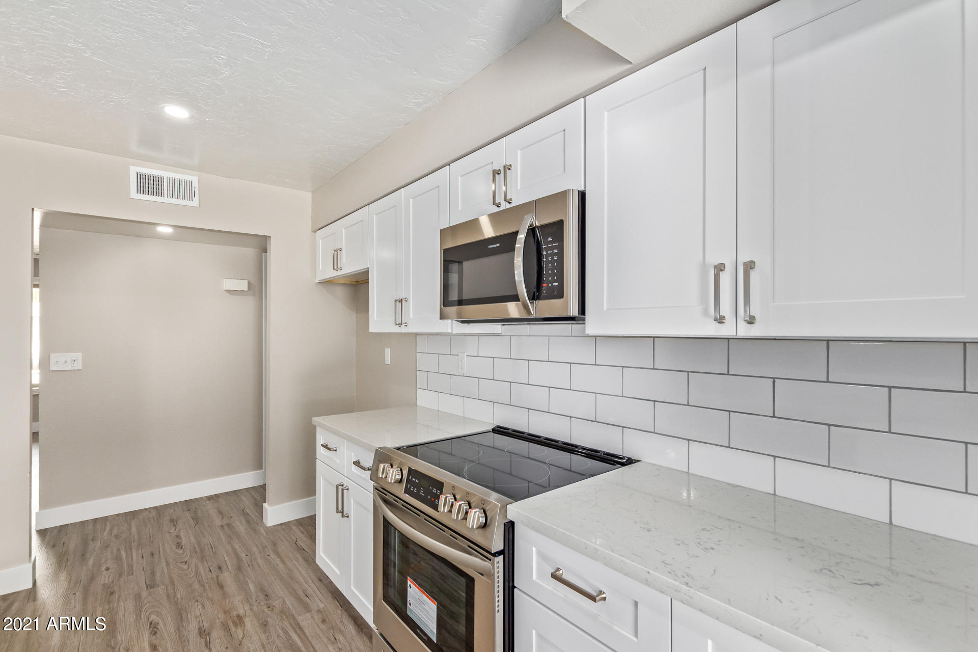 1701 West Royal Palm Road Phoenix, AZ 85021 - Photo 14 of 25 0016-14 - Royal Palm