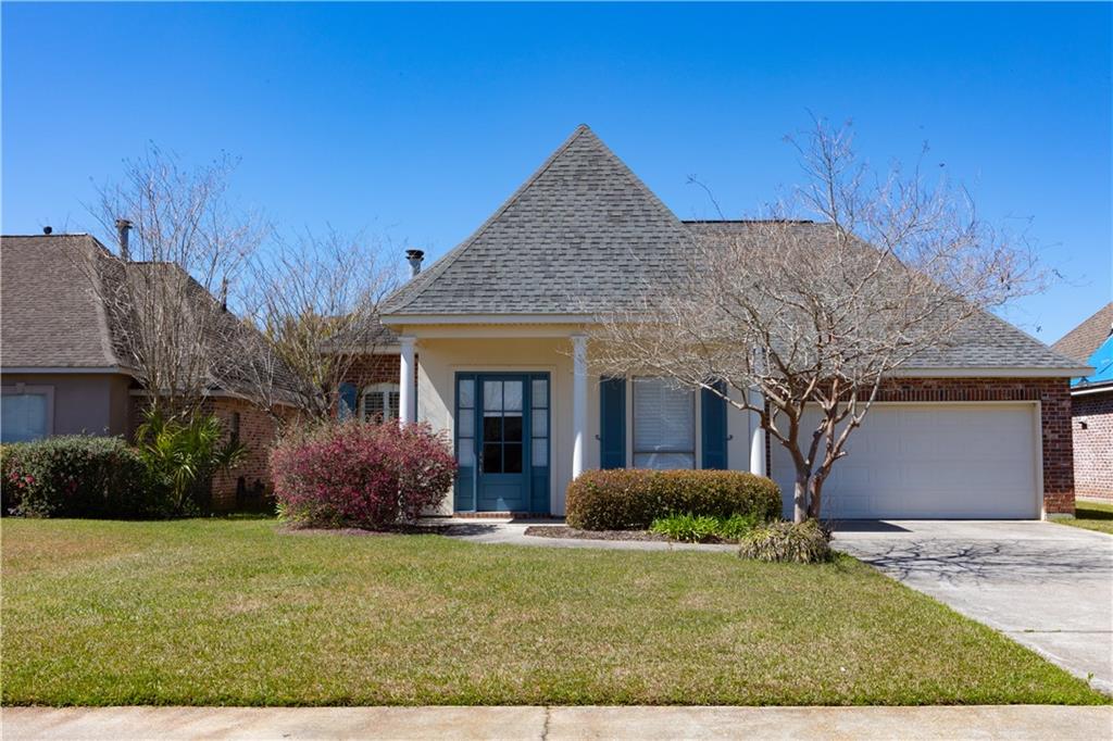 2424 Cours Carson Street Mandeville, LA 70448 - Photo 1 of 20