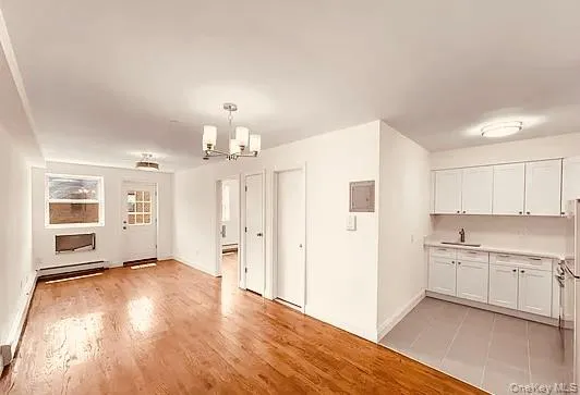 $2,500 | 141-02 Pershing Crescent, Unit 4 | Briarwood