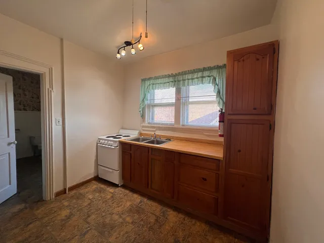 $239,900 | 905 4th Street, LaSalle, IL 61301