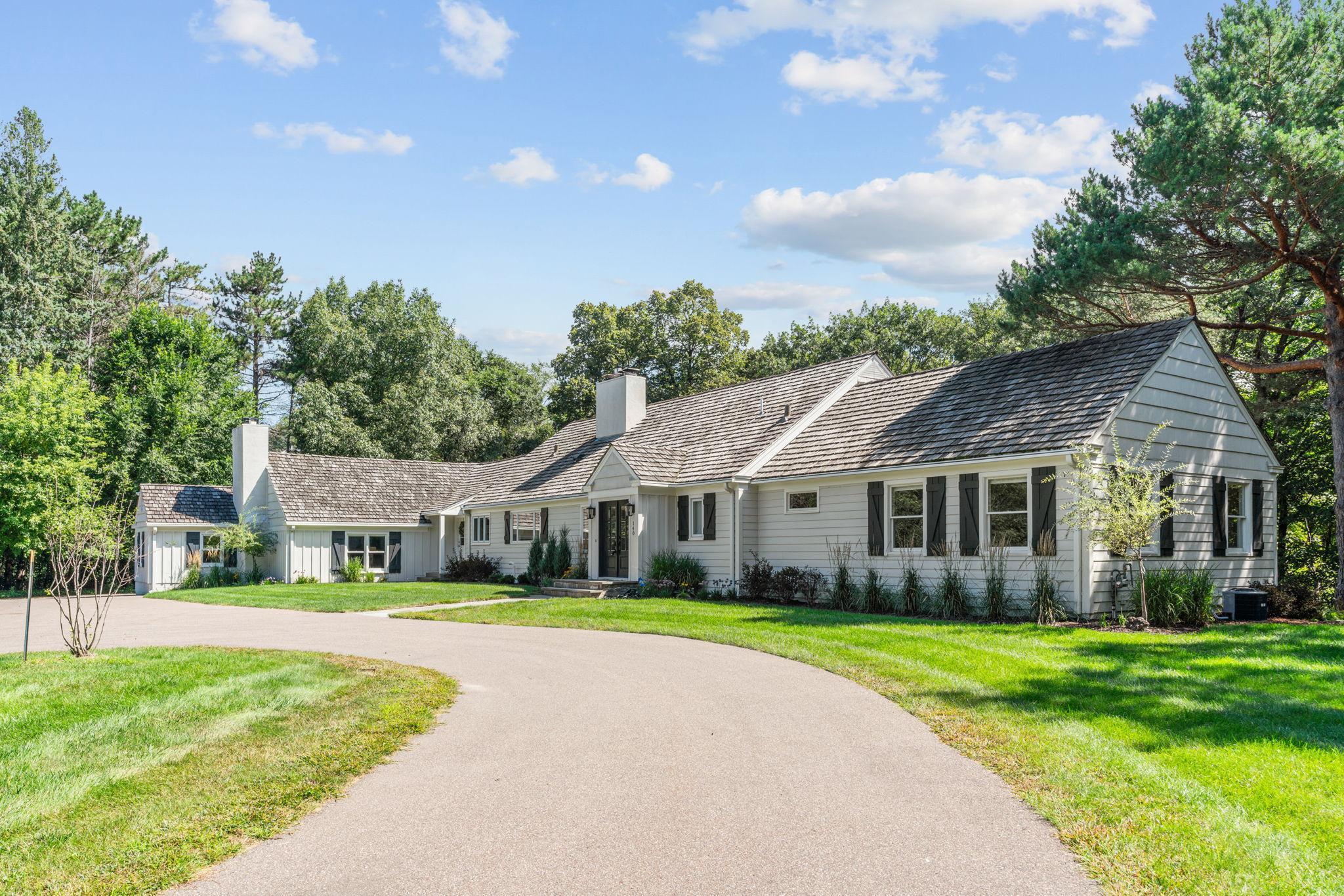140 Brown Road South Orono, MN 55356 - Photo 4 of 89