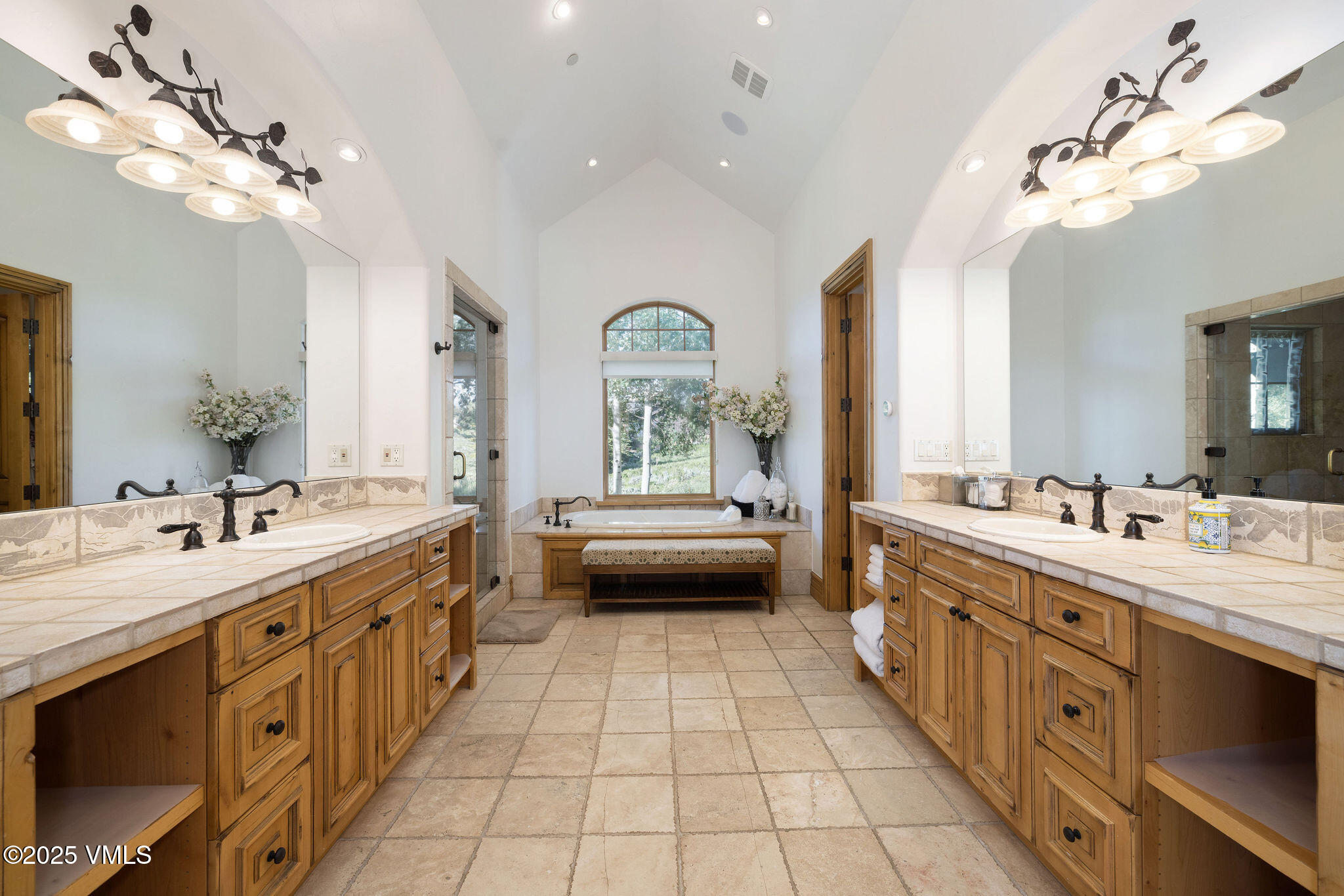 342 Gore Trail Edwards, CO 81632 - Photo 15 of 40 2506_342_gore_tr_interior_bath02