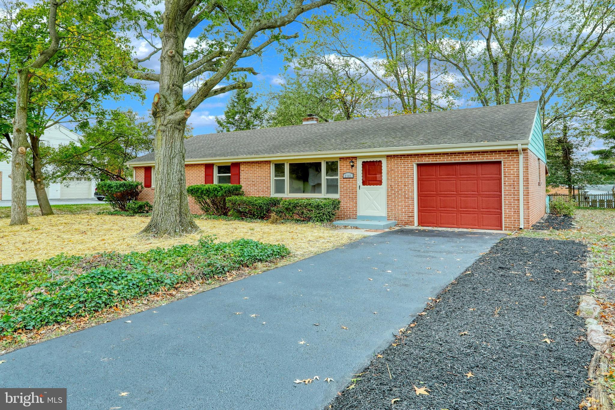 2345 Sycamore Road York, PA 17408 - Photo 3 of 49