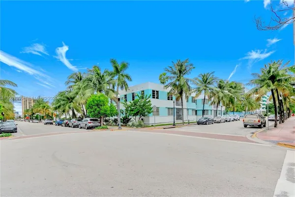 $1,850 | 135 3rd Street, Unit 25, Miami Beach, FL 33139