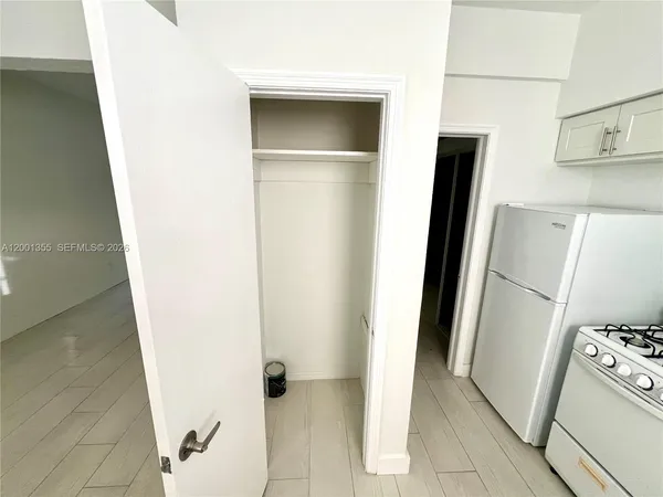 $1,850 | 135 3rd Street, Unit 25, Miami Beach, FL 33139