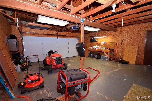 $239,800 | 11116 Quail Drive, Ste. Genevieve, MO 63670