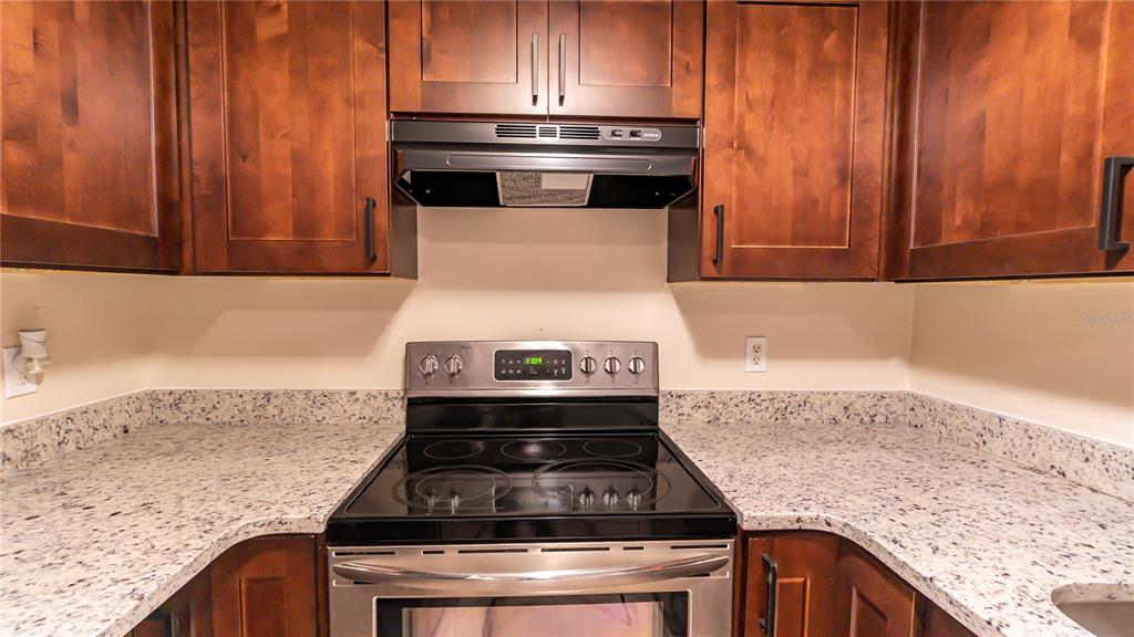 4880 Lake Ridge Road, Unit 7 Orlando, FL 32808 - Photo 9 of 23