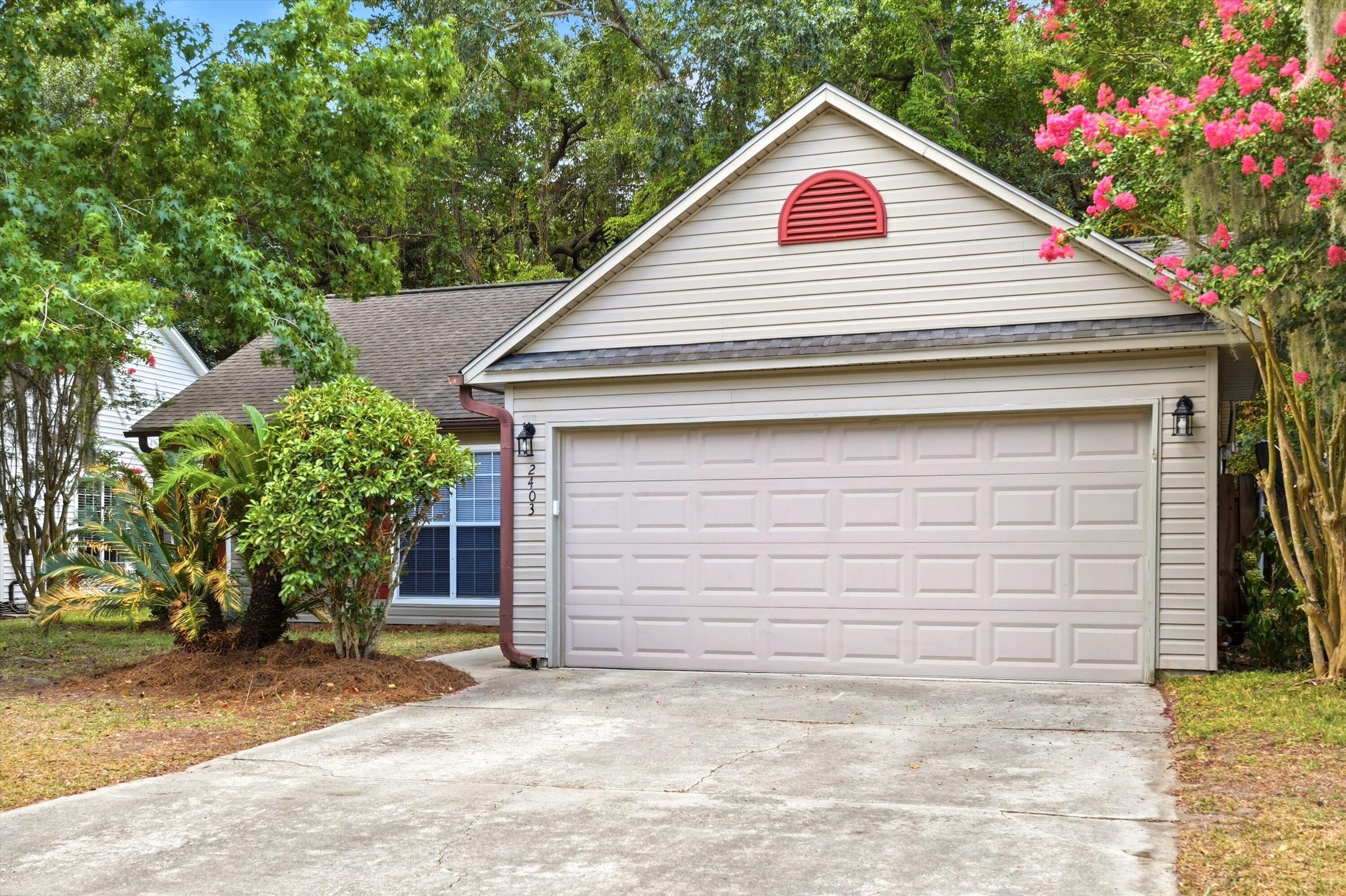 2403 Castlereagh Road Charleston, SC 29414 - Photo 8 of 35 03-002_DSC01457_1