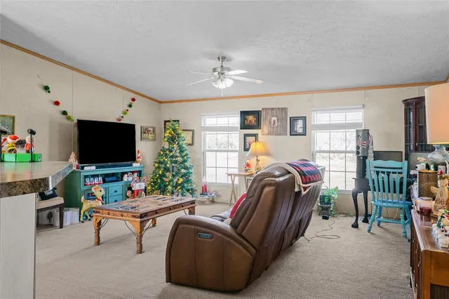 $200,000 | 7041 Northwest County Road 2070, Barry, TX 75102