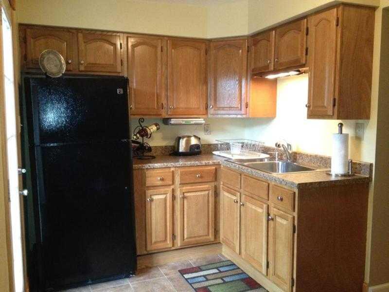 321 Reo Street Butler, PA 16001 - Photo 14 of 25 Kitchen.