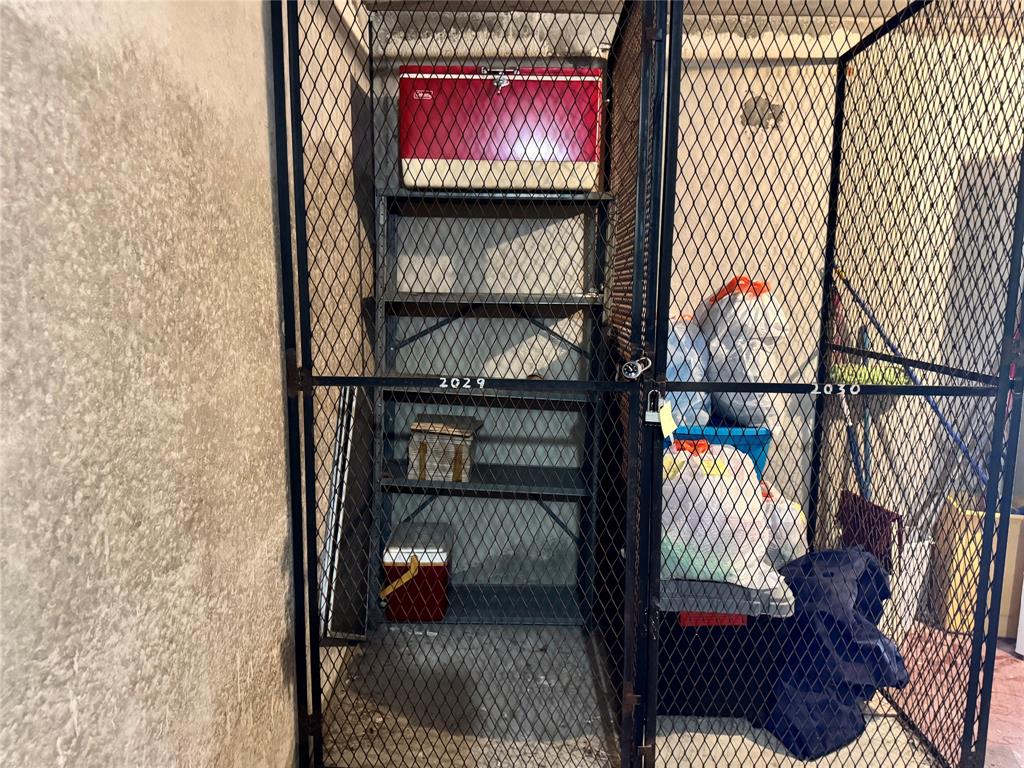 2029 Cambridge B, Unit 2029 Deerfield Beach, FL 33442 - Photo 24 of 36 a view of entryway