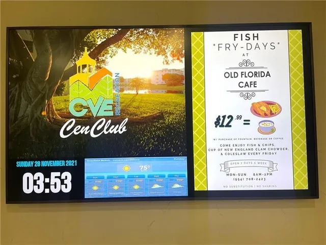 a view of a tennis court