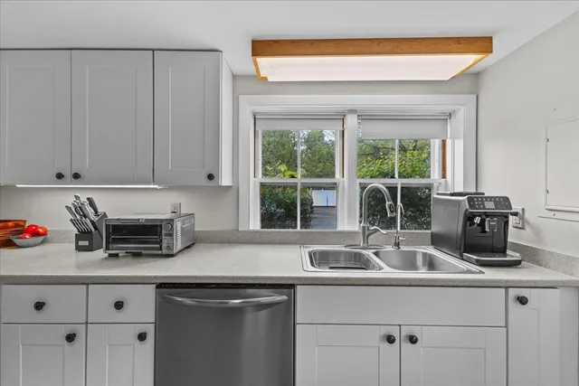 $1,100,000 | 2233 Pucker Street, Stowe, VT 05672