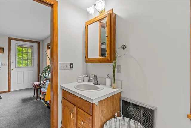 $1,100,000 | 2233 Pucker Street, Stowe, VT 05672